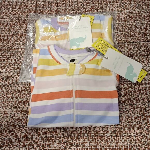 New 2 Footed Monica + Andy One Piece Pajamas 9-12 Rainbow Stripe - Picture 1 of 5